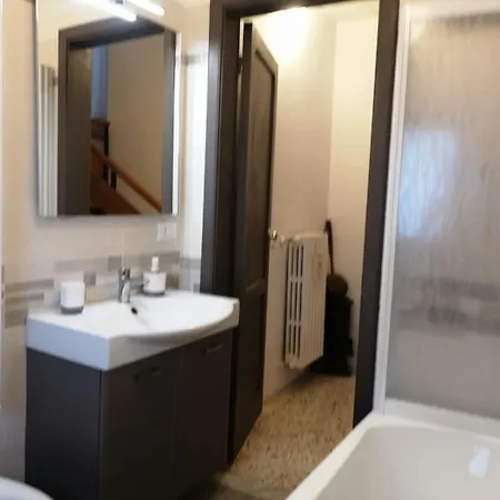 La Di Capolaia Dom wakacyjny Introdacqua